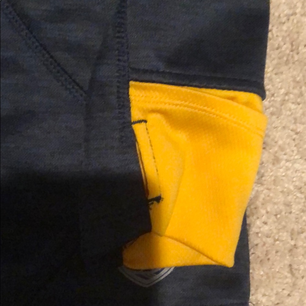 Predators Sweatshirt - Picture 2 of 4